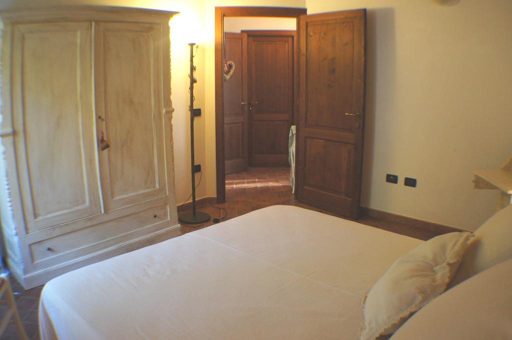 Il Casolare Val Di Mare Appartement Riparbella Kamer foto